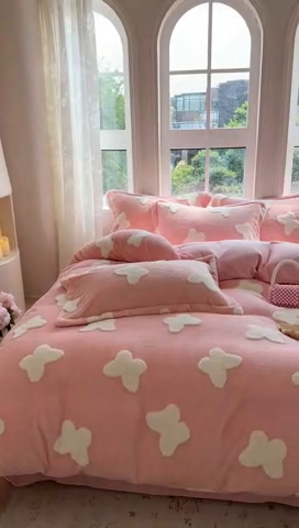 91家纺网 家纺一手货源 找家纺 萝莉家纺 2024新款加厚舒舒绒提花舒棉绒牛奶绒系列四件套 蝴蝶粉