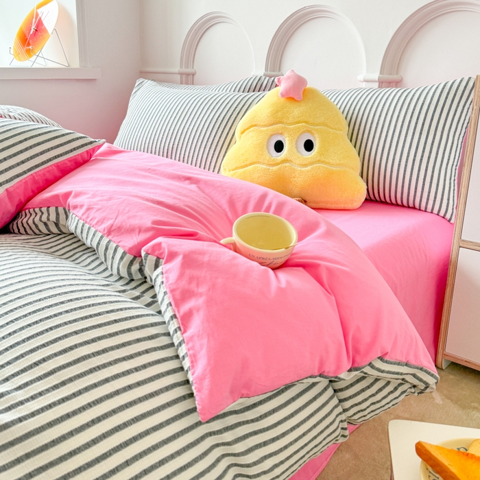 91家纺网 家纺一手货源 找家纺 千朵 2024新款色织提花水洗棉四件套 灰红