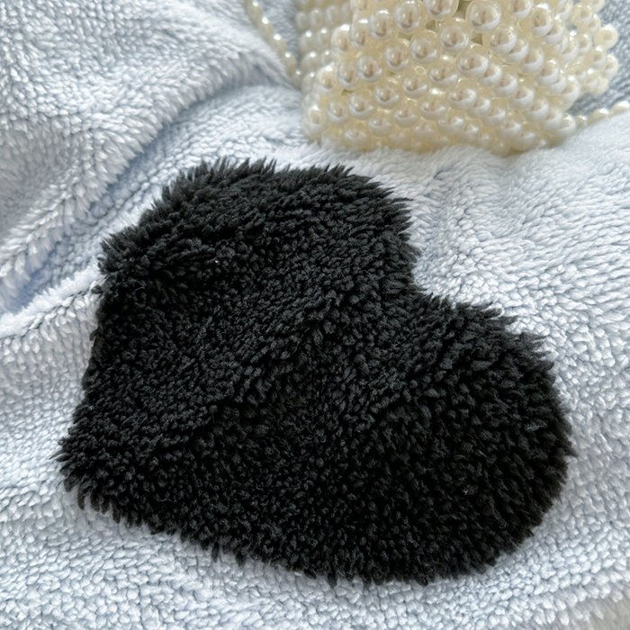 91家纺网 家纺一手货源 找家纺 萝莉家纺 2024新款加厚舒舒绒提花舒棉绒牛奶绒系列四件套 黑爱心蓝