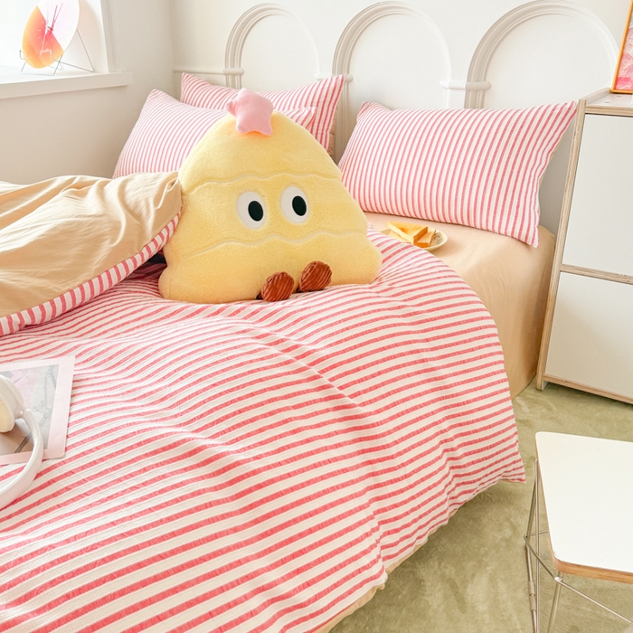 91家纺网 家纺一手货源 找家纺 千朵 2024新款色织提花水洗棉四件套 条纹红驼