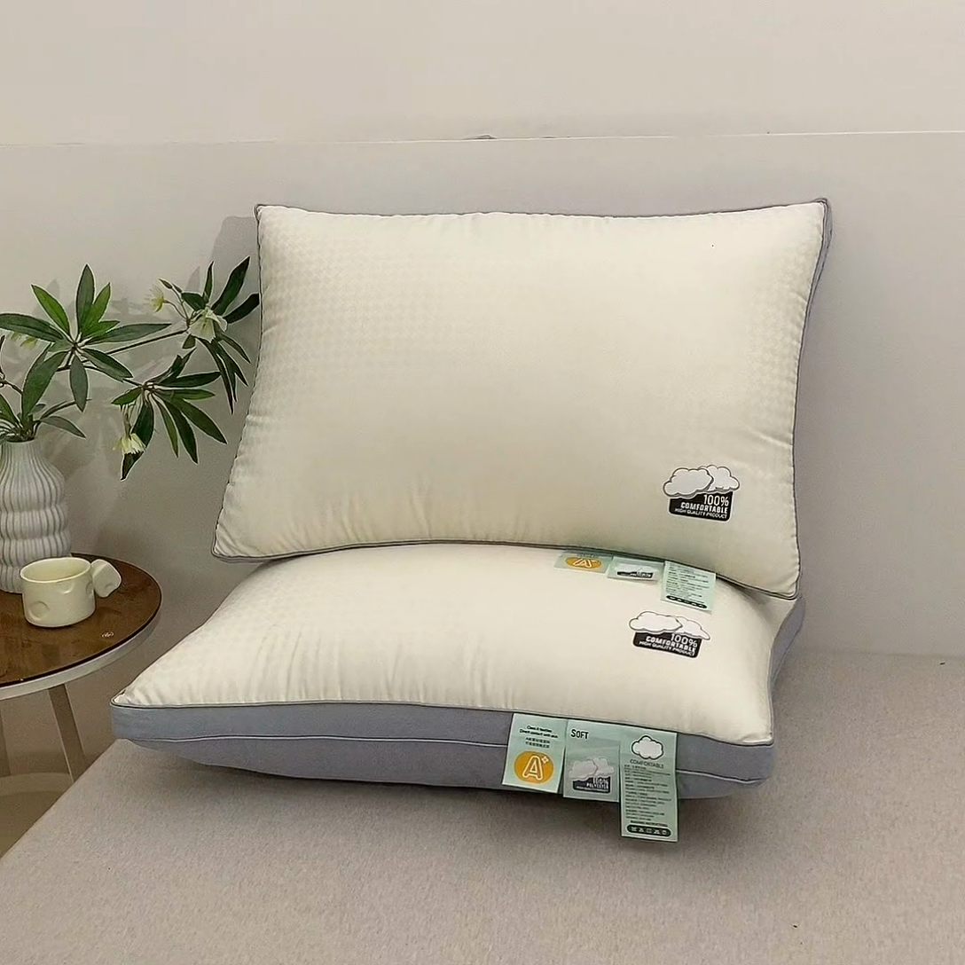 91家纺网 家纺一手货源 找家纺 赛格时代家居 2024新款A类云感立体舒适枕 灰