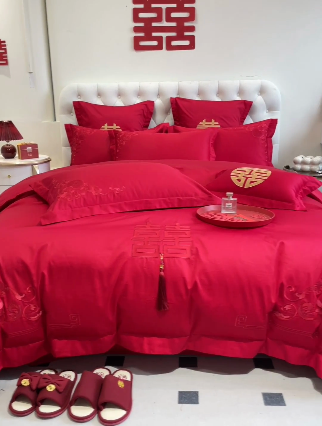 91家纺网 家纺一手货源 找家纺 欧乐蒂 2025新款亲肤棉婚庆刺绣四件套系列 花开富贵-红