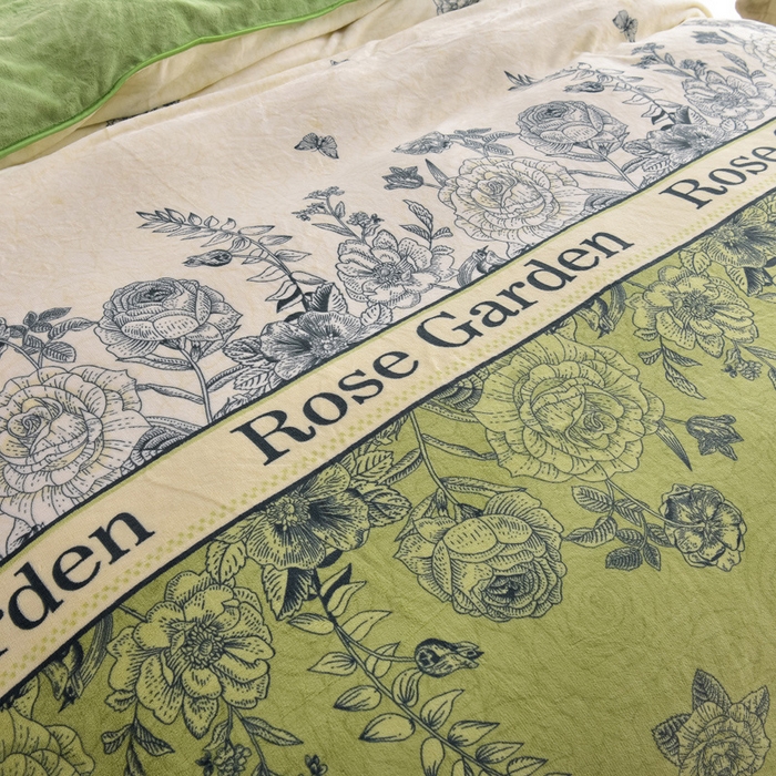 91家纺网 家纺一手货源 找家纺 曼尼家纺2025高克重直播印花床裙款法莱绒金貂珊瑚绒牛奶绒四件套 玫瑰庄园