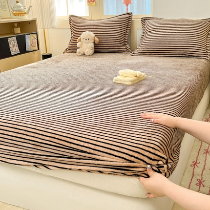 91家纺网 家纺一手货源 找家纺 （总）川悦生活 2024新款高克重雪花绒加厚保暖床笠