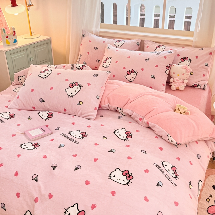 91家纺网 家纺一手货源 找家纺 桃子家居 2024新款三丽鸥卡通加厚高克重200克牛奶绒系列四件套 绒三丽鸥-粉心甜筒kitty