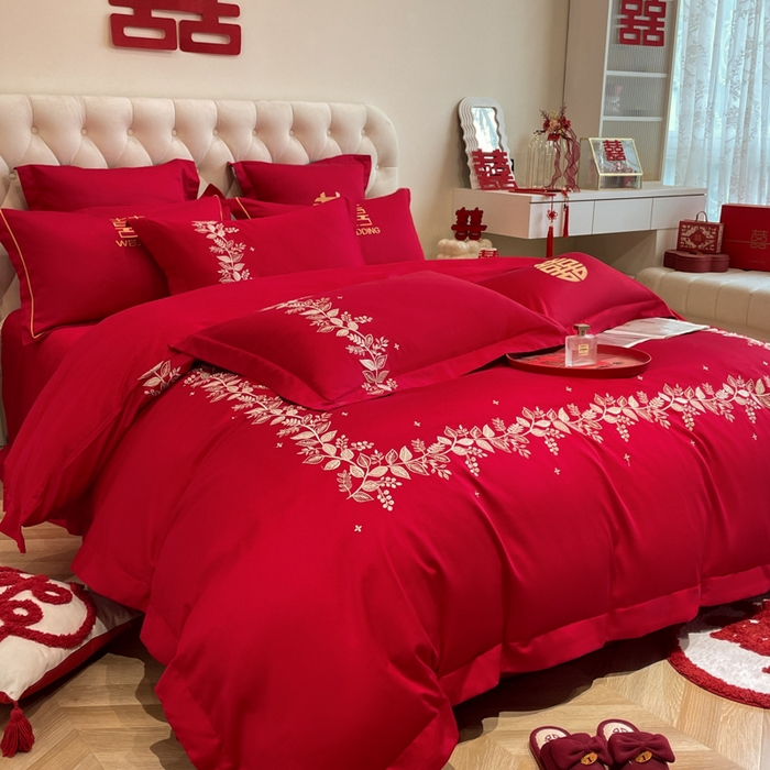 91家纺网 家纺一手货源 找家纺 欧乐蒂 2025新款亲肤棉婚庆刺绣四件套系列 秘密花园