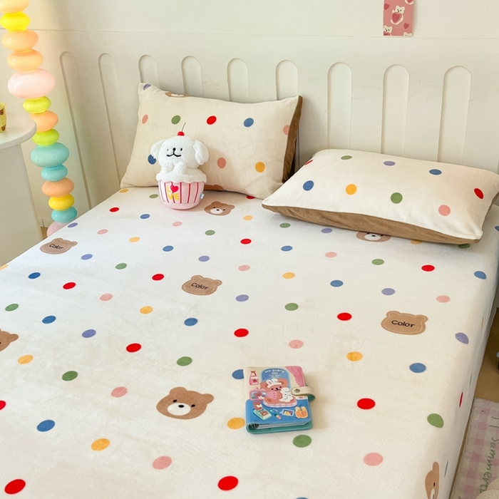 91家纺网 家纺一手货源 找家纺  星座家纺 2025新款小清新牛奶绒单床笠 波点小熊