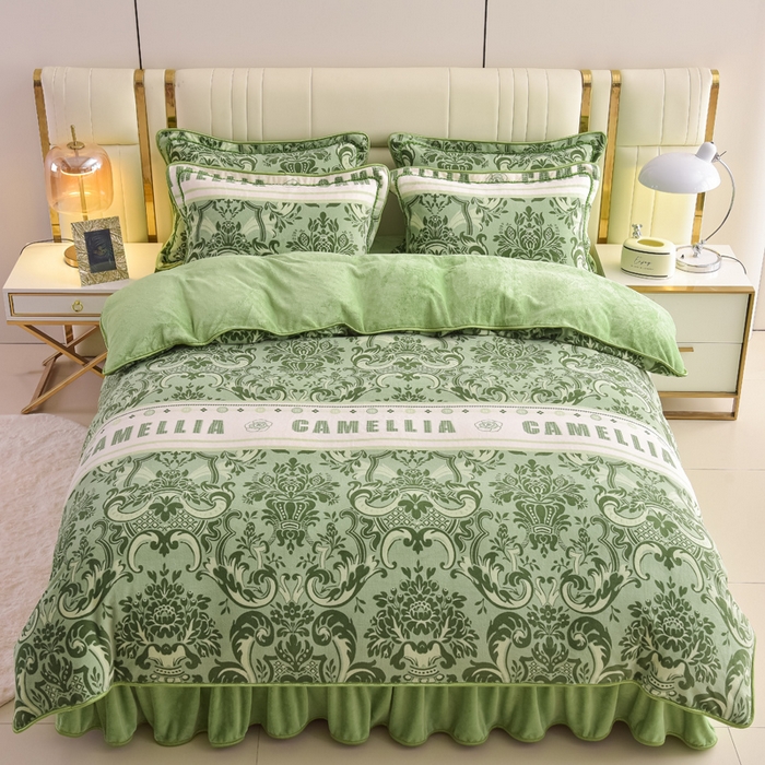 91家纺网 家纺一手货源 找家纺 曼尼家纺2025高克重直播印花床裙款法莱绒金貂珊瑚绒牛奶绒四件套 逆境