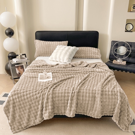 91家纺网 家纺一手货源 找家纺 （总）大元 2025新款仿兔毛泡泡毛毯牛奶绒毛毯午睡毯