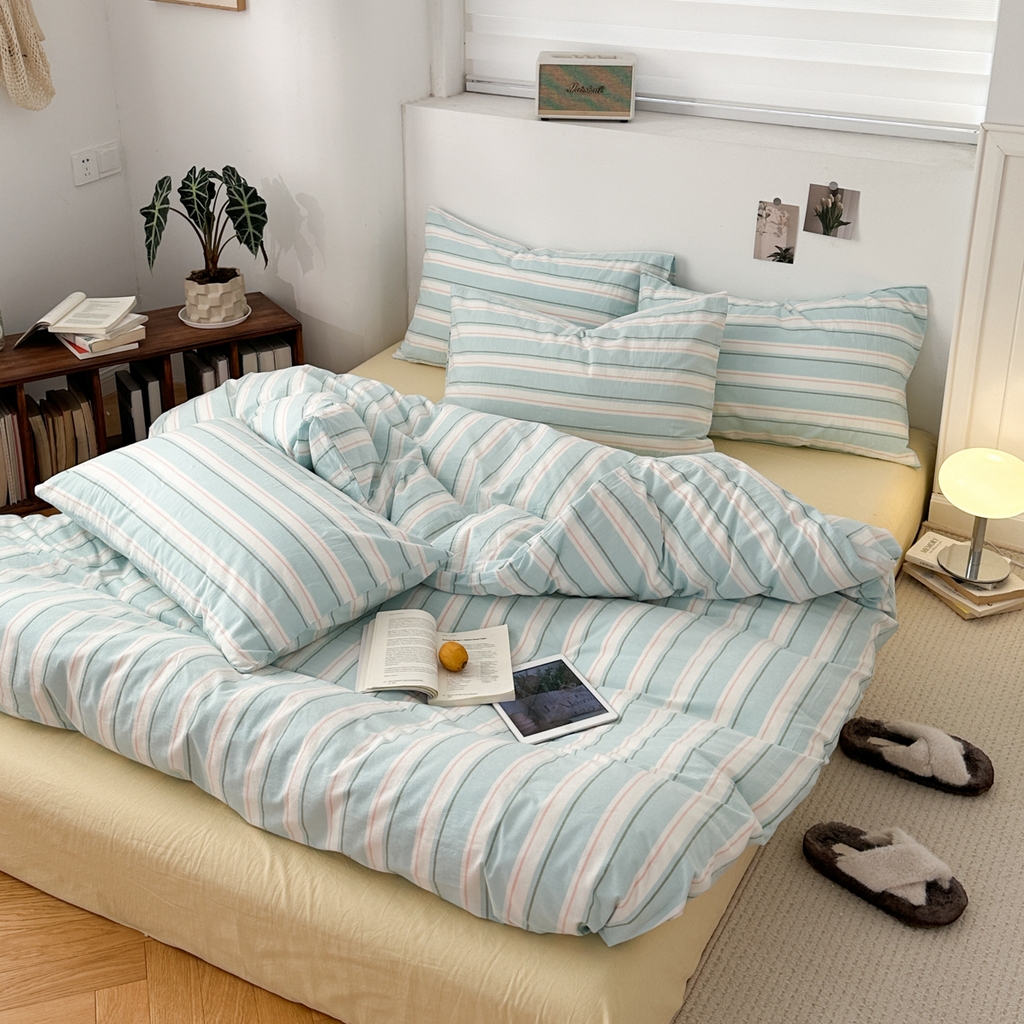 91家纺网 家纺一手货源 找家纺 久典家居 2024新款水洗棉条纹系列四件套 童话蓝