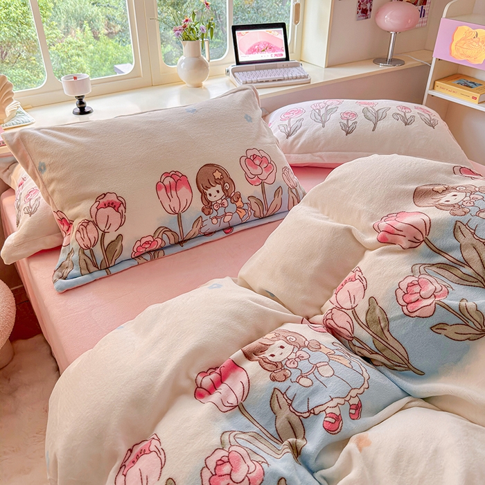 91家纺网 家纺一手货源 找家纺 呗旺鹿 2024新款高克重印花牛奶绒四件套 鲜花小镇