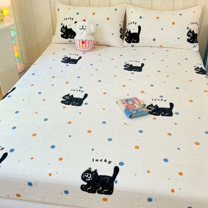 91家纺网 家纺一手货源 找家纺  星座家纺 2025新款小清新牛奶绒单床笠 炫酷小猫