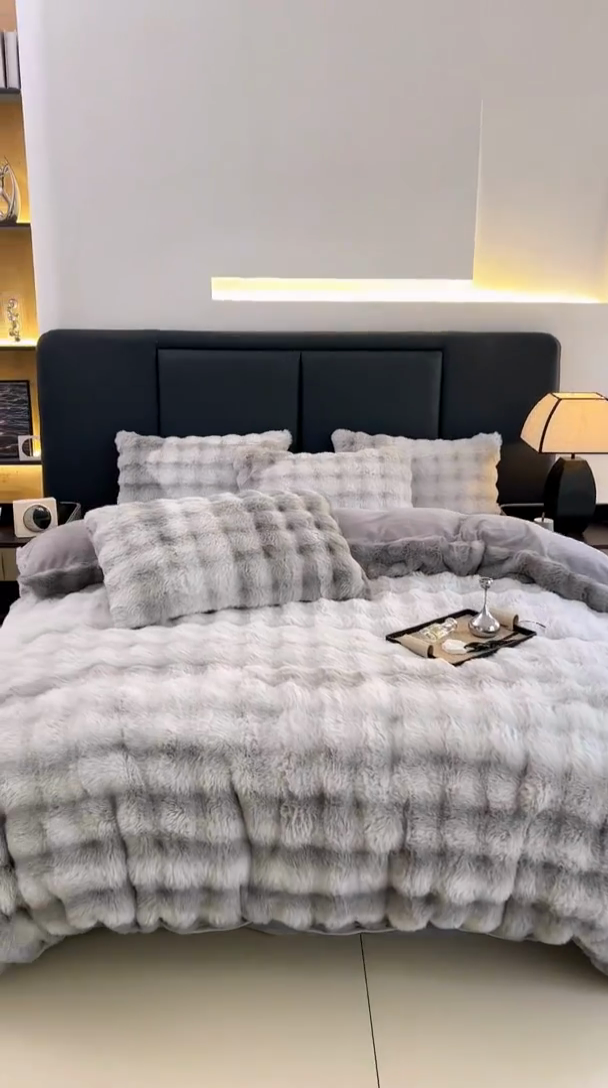 91家纺网 家纺一手货源 找家纺 金爱家 2024新品全消光A类纯色獭兔毛绒立体牛奶绒四件套-七彩泡泡 七彩泡泡灰