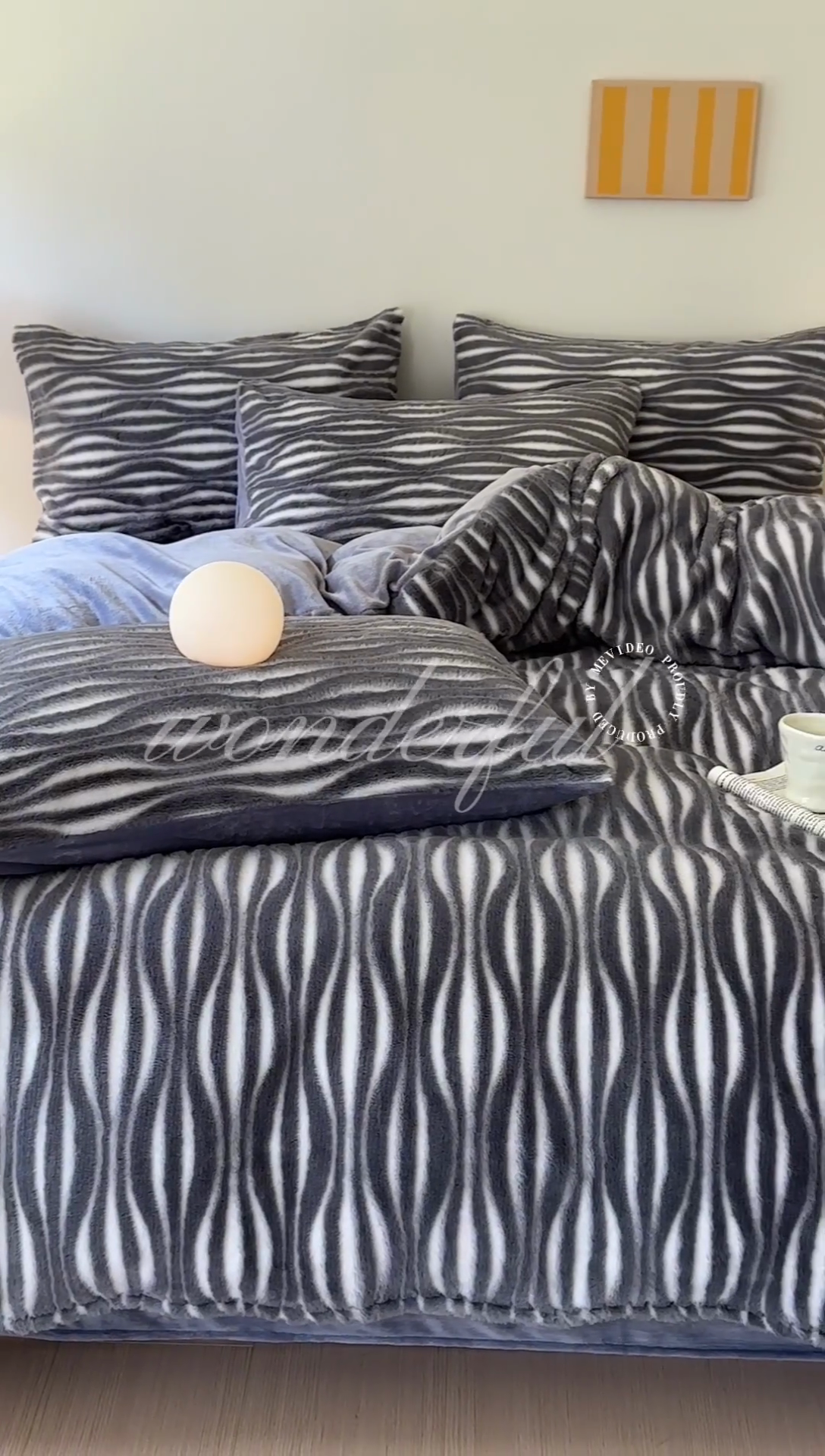 91家纺网 家纺一手货源 找家纺 金爱家 2024新品全消光A类纯色獭兔毛绒立体牛奶绒兔毛雕花350克四件套 兔毛时空灰色