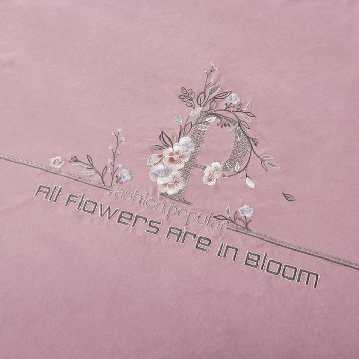 91家纺网 家纺一手货源 找家纺 OL家纺 2024新款磨毛暖绒床盖夹棉四件套刺绣轻奢风 粉豆沙