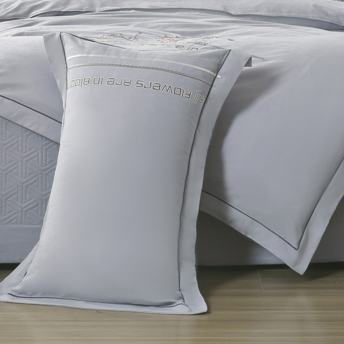 91家纺网 家纺一手货源 找家纺 OL家纺 2024新款磨毛暖绒床盖夹棉四件套刺绣轻奢风 高级灰