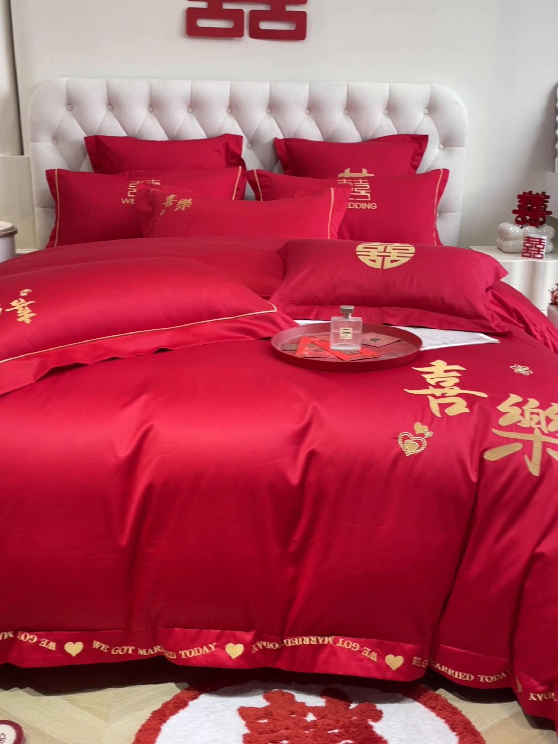 91家纺网 家纺一手货源 找家纺 欧乐蒂 2025新款亲肤棉婚庆刺绣四件套系列 喜乐