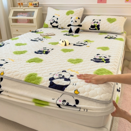 丝羽坊 2024新款A类加厚牛奶绒夹棉床笠 幸运熊猫 