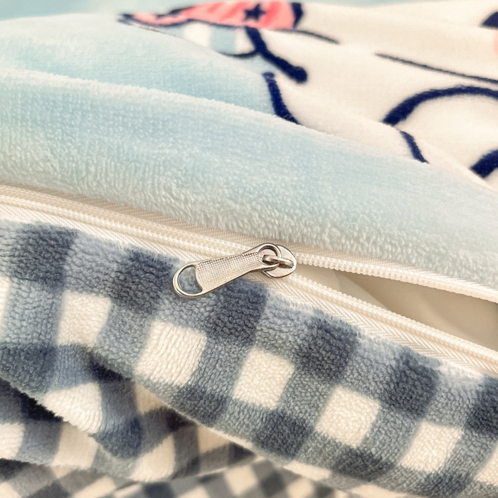 91家纺网 家纺一手货源 找家纺 桃子家居 2024新款三丽鸥卡通加厚高克重200克牛奶绒系列四件套 绒三丽鸥-冰淇淋甜点玉桂狗