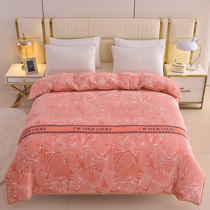 91家纺网 家纺一手货源 找家纺 曼尼家纺2025高克重直播印花床裙款法莱绒金貂珊瑚绒牛奶绒四件套 暖暖时光