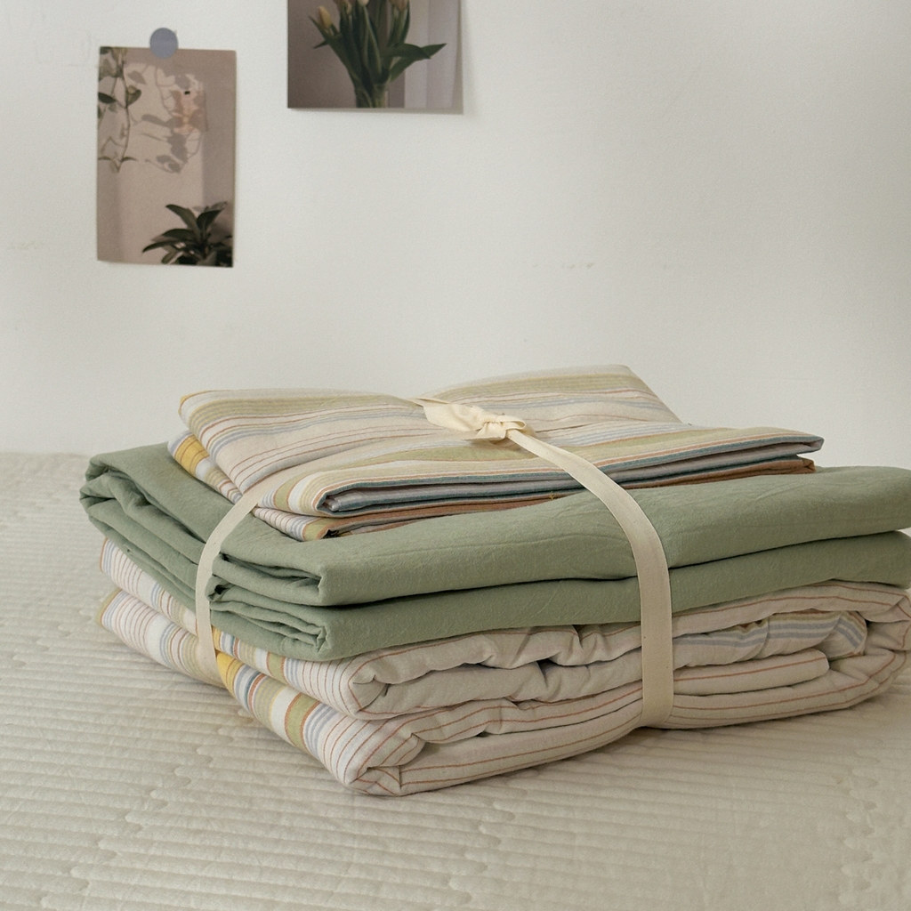 91家纺网 家纺一手货源 找家纺 久典家居 2024新款水洗棉条纹系列四件套 沐妍黄