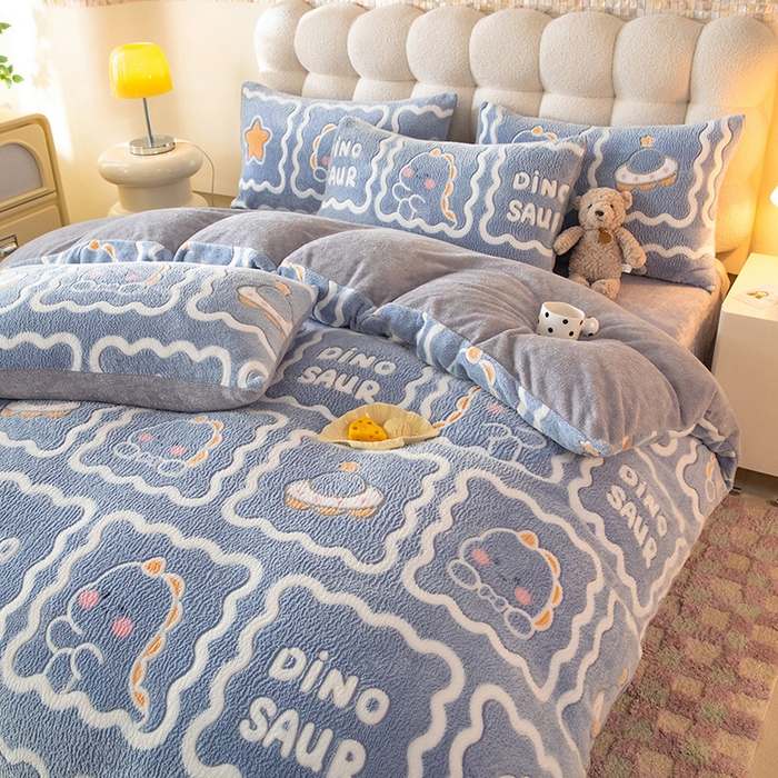 91家纺网 家纺一手货源 找家纺 慕梵家居 2024新款雪花绒卡通四件套 恐龙蓝