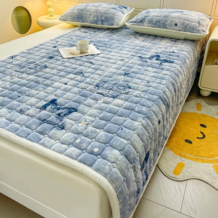 91家纺网 家纺一手货源 找家纺 （总）眠势力 2025新款牛奶绒床垫保暖床褥子夹棉加厚秋冬季印花床护垫