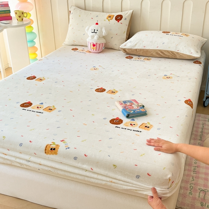 91家纺网 家纺一手货源 找家纺  星座家纺 2025新款小清新牛奶绒单床笠 曲奇饼干