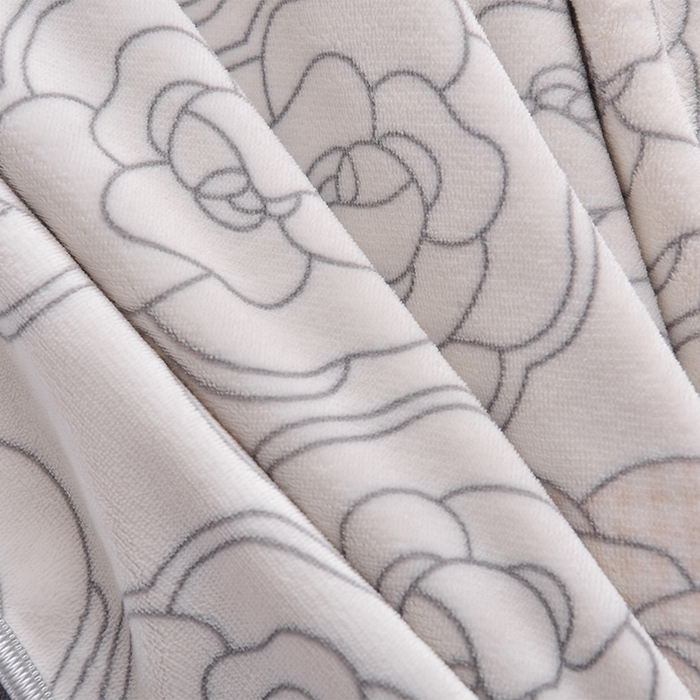 91家纺网 家纺一手货源 找家纺 曼尼家纺2025高克重直播印花床裙款法莱绒金貂珊瑚绒牛奶绒四件套 山茶花