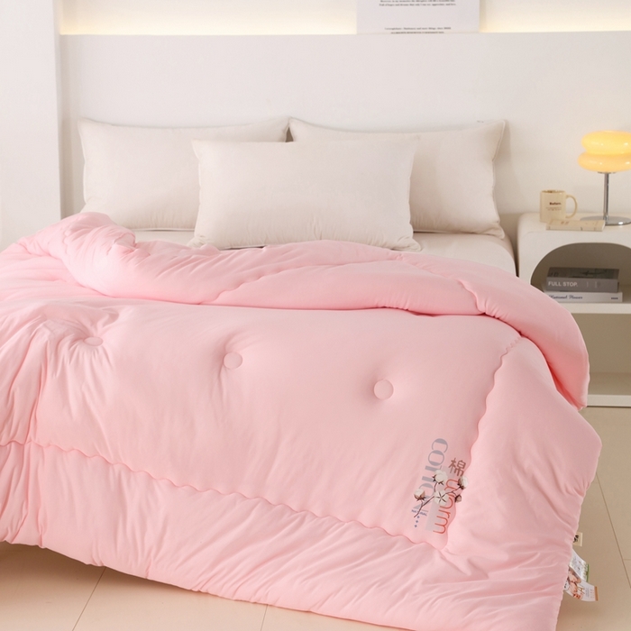 91家纺网 家纺一手货源 找家纺 棉造家居 2024新款亲肤棉花被针织棉绗缝春秋冬被芯 粉玉