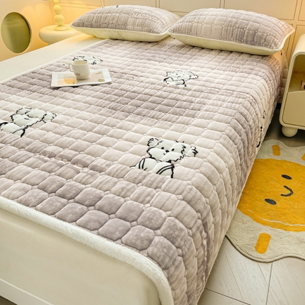 91家纺网 家纺一手货源 找家纺 （总）眠势力 2025新款牛奶绒床垫保暖床褥子夹棉加厚秋冬季印花床护垫