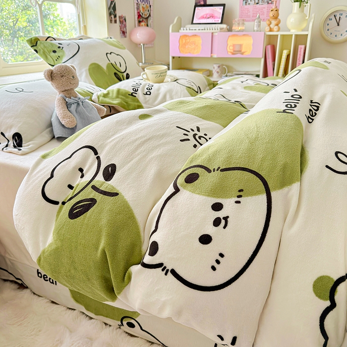 91家纺网 家纺一手货源 找家纺 呗旺鹿 2024新款高克重印花牛奶绒四件套 开心熊