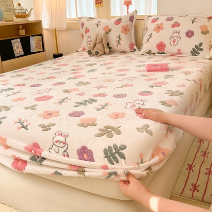 91家纺网 家纺一手货源 找家纺 （总）川悦生活 2024新款高克重雪花绒加厚保暖床笠