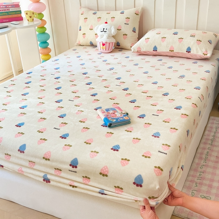 91家纺网 家纺一手货源 找家纺  星座家纺 2025新款小清新牛奶绒单床笠 小萝卜