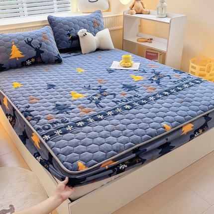 91家纺网 家纺一手货源 找家纺 （总）情煊家纺 2024新款保暖牛奶绒夹棉床笠-床笠款牛奶绒床笠三件套