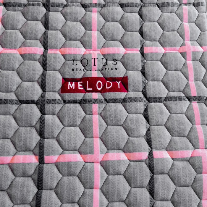 91家纺网 家纺一手货源 找家纺 情煊家纺 2024新款A类牛奶绒印花夹棉床垫 乐拼字母