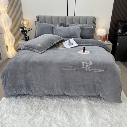 鑫利来家纺 2024新款牛奶绒四件套绣花加厚牛奶绒保暖四件套 可可-雅士灰