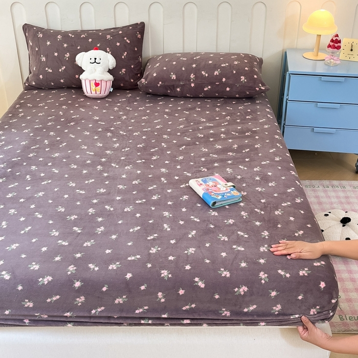 91家纺网 家纺一手货源 找家纺  星座家纺 2025新款小清新牛奶绒单床笠 小碎花