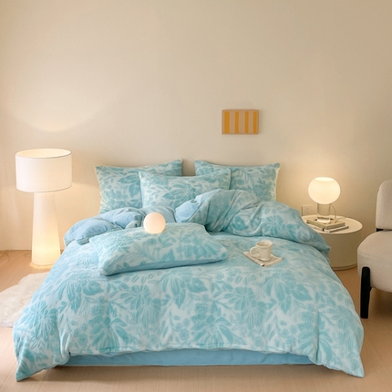 金爱家 2024新品全消光A类纯色獭兔毛绒立体牛奶绒兔毛雕花350克四件套 兔毛繁花绿色