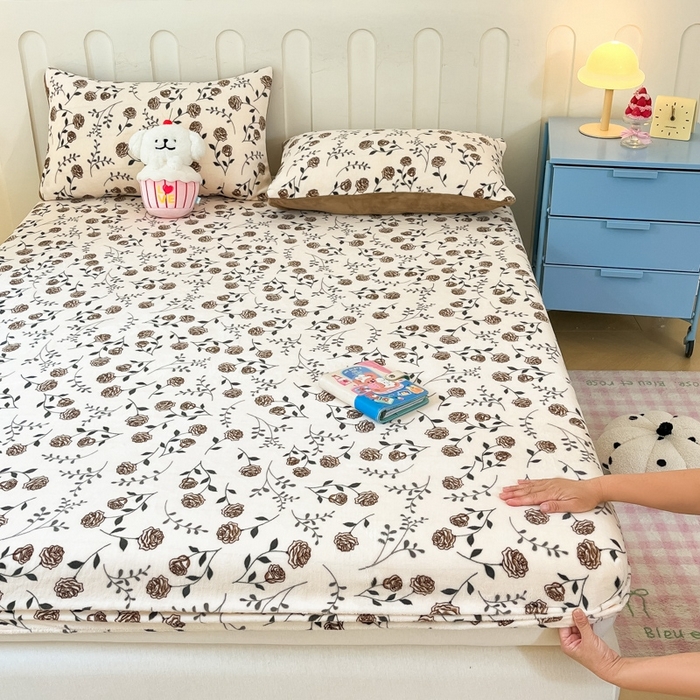 91家纺网 家纺一手货源 找家纺  星座家纺 2025新款小清新牛奶绒单床笠 玫瑰的故事