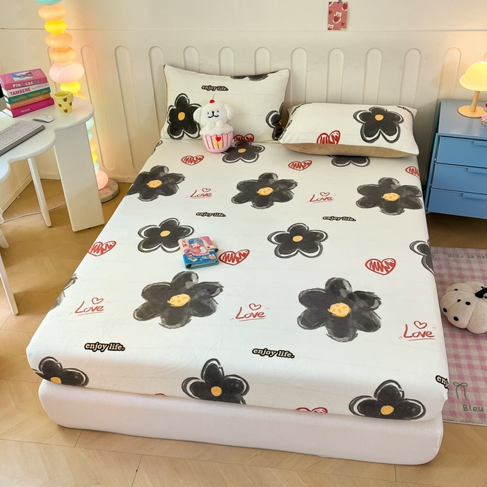 91家纺网 家纺一手货源 找家纺  星座家纺 2025新款小清新牛奶绒单床笠 爱心花朵