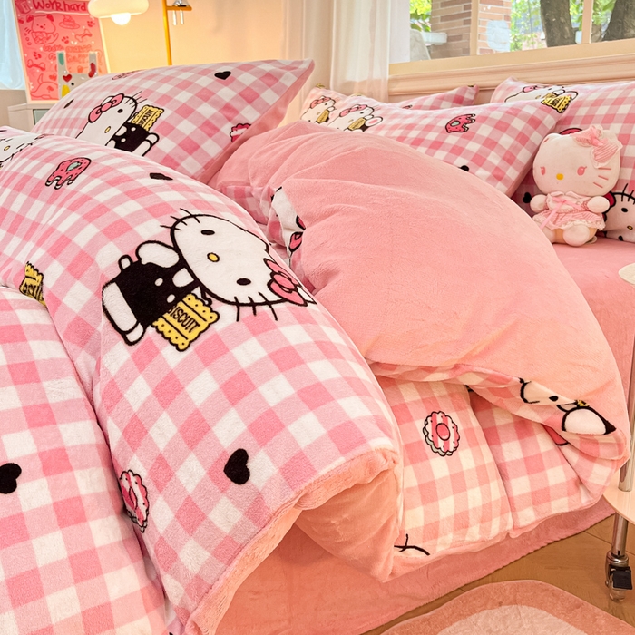 91家纺网 家纺一手货源 找家纺 桃子家居 2024新款三丽鸥卡通加厚高克重200克牛奶绒系列四件套 绒三丽鸥-粉格kitty