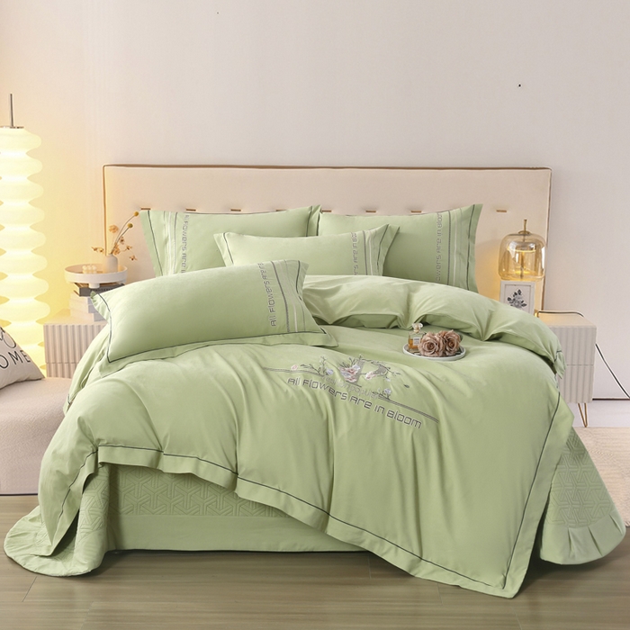 91家纺网 家纺一手货源 找家纺 OL家纺 2024新款磨毛暖绒床盖夹棉四件套刺绣轻奢风 苹果绿