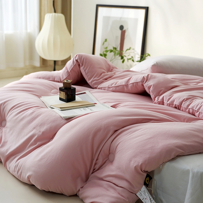 91家纺网 家纺一手货源 找家纺 欧夏家纺 2024新款日式素棉提花大豆被明太西川 豆沙色