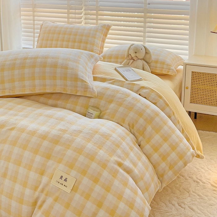91家纺网 家纺一手货源 找家纺 简一 2025新款牛奶绒无印风ins风方格系列-四件套 无印风方格方格-浅黄