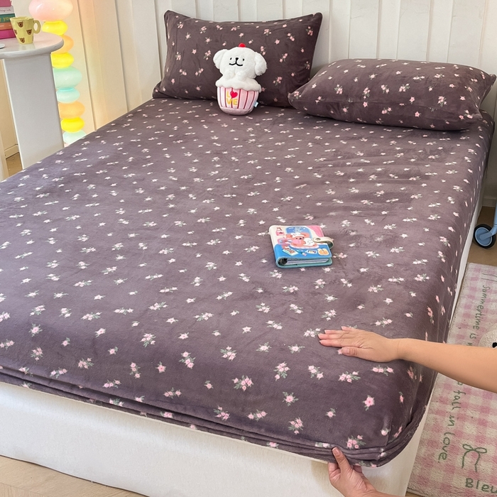 91家纺网 家纺一手货源 找家纺  星座家纺 2025新款小清新牛奶绒单床笠 小碎花