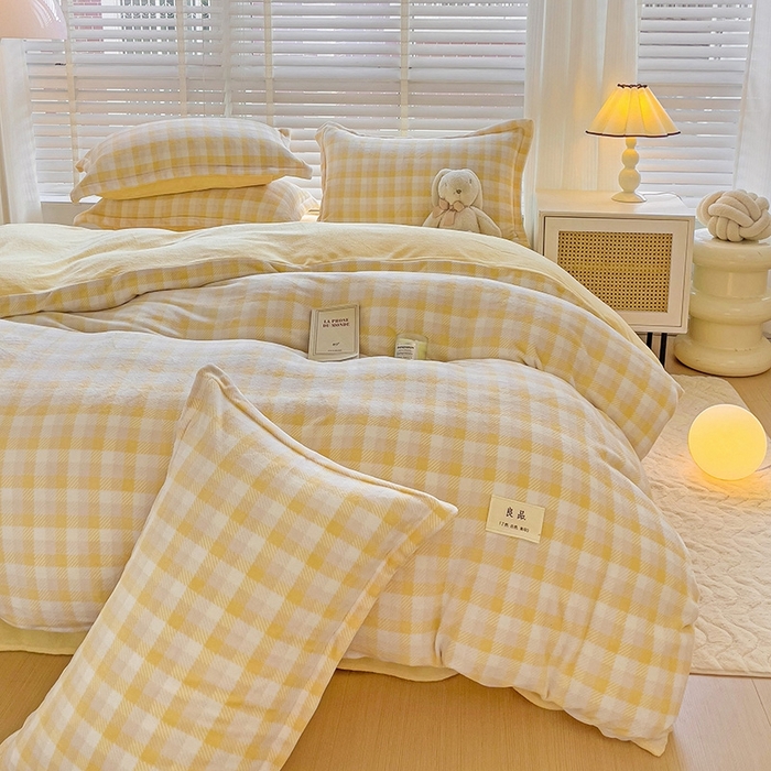 91家纺网 家纺一手货源 找家纺 简一 2025新款牛奶绒无印风ins风方格系列-四件套 无印风方格方格-浅黄