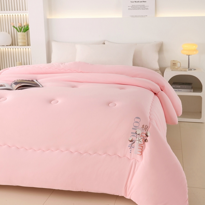 91家纺网 家纺一手货源 找家纺 棉造家居 2024新款亲肤棉花被针织棉绗缝春秋冬被芯 粉玉