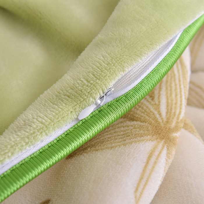 91家纺网 家纺一手货源 找家纺 曼尼家纺2025高克重直播印花床裙款法莱绒金貂珊瑚绒牛奶绒四件套 叶叶思语