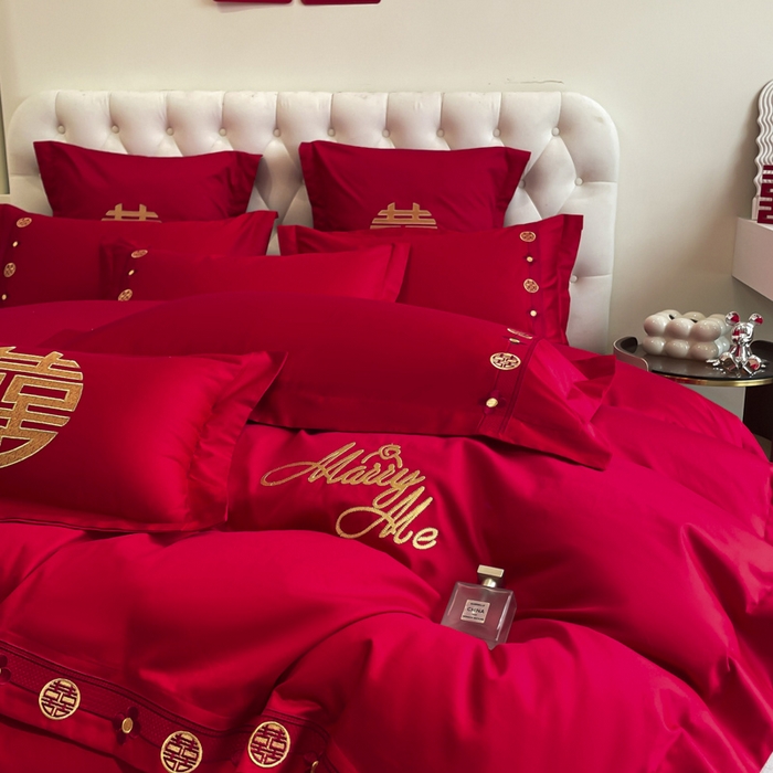 91家纺网 家纺一手货源 找家纺 欧乐蒂 2025新款亲肤棉婚庆刺绣四件套系列 爱相随